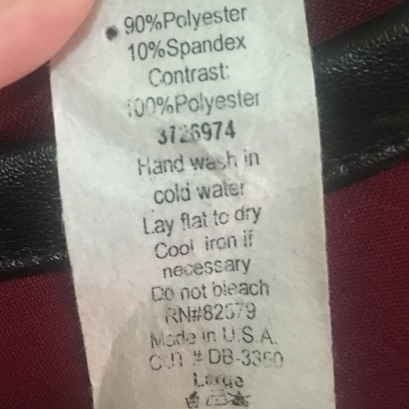 Red Zippered dress - Picture 7 of 7